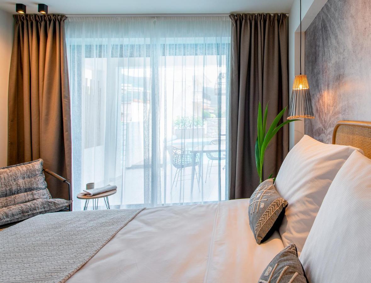 Alea Suites -Adults Only And Kids 14 Plus Asproválta Luaran gambar
