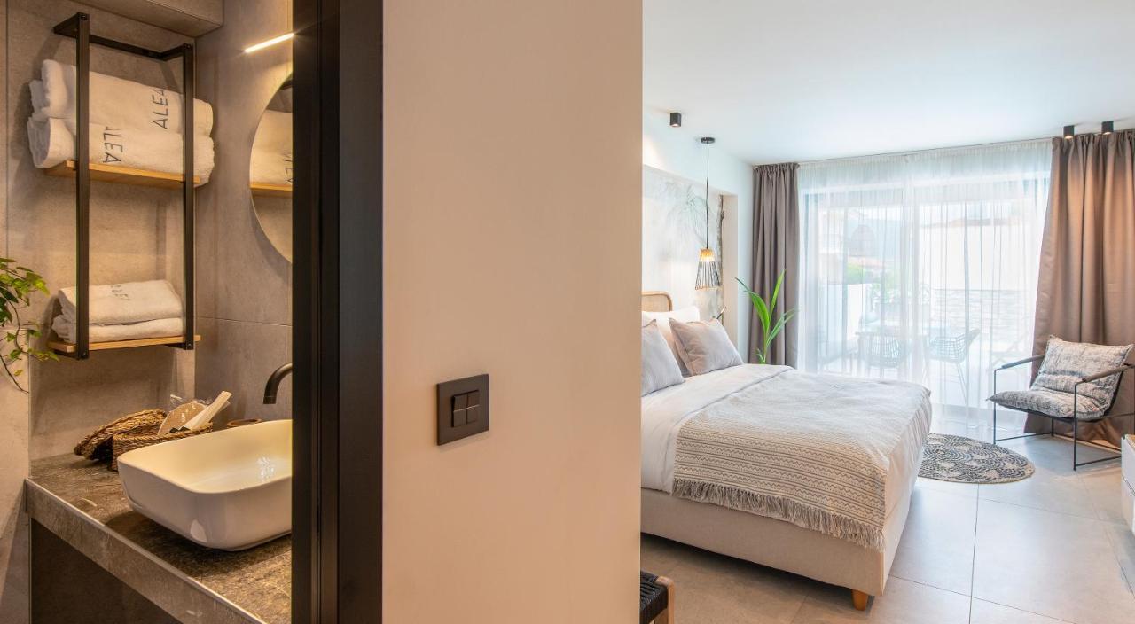 Alea Suites -Adults Only And Kids 14 Plus Asproválta Luaran gambar